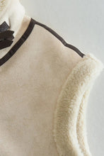 Load image into Gallery viewer, Collared Zip-Up Suede Sherpa Vest