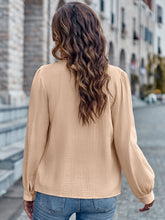 Load image into Gallery viewer, Round Neck Puff Sleeve Shirt
