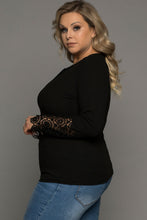 Load image into Gallery viewer, Plus Size Spliced Lace Ribbed Top