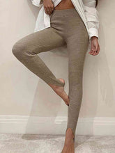 Load image into Gallery viewer, Ribbed Mid Waist Leggings