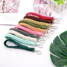 Load image into Gallery viewer, Assorted 4-Piece Macrame Keychain