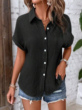 Load image into Gallery viewer, Textured Button Up Short Sleeve Shirt