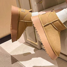 Load image into Gallery viewer, Fleece Lined Chunky Platform Mini Boots