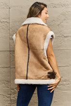 Load image into Gallery viewer, Collared Zip-Up Suede Sherpa Vest