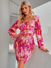 Load image into Gallery viewer, Floral Square Neck Smocked Mini Dress