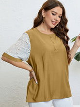 Load image into Gallery viewer, Plus Size Contrast Decorative Button Half Sleeve Top