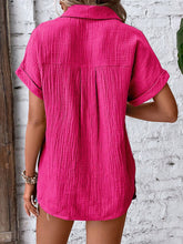 Load image into Gallery viewer, Textured Button Up Short Sleeve Shirt