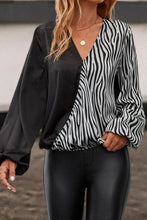 Load image into Gallery viewer, Animal Print Color Block Balloon Sleeve Blouse