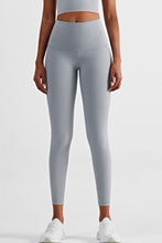 Load image into Gallery viewer, Wide Waistband Sports Leggings with Side Pockets