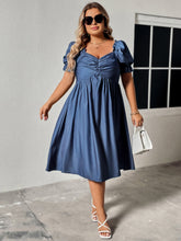 Load image into Gallery viewer, ELISA CURVY Sweetheart Dress
