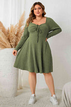 Load image into Gallery viewer, Plus Size Sweetheart Neck Long Sleeve Ribbed Dress