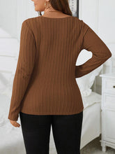 Load image into Gallery viewer, Plus Size Long Sleeve T-Shirt