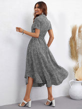 Load image into Gallery viewer, Printed Short Sleeve Collared Dress