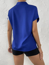 Load image into Gallery viewer, Contrast Color Buttoned Shirt