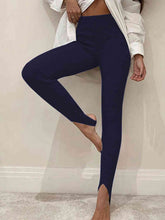 Load image into Gallery viewer, Ribbed Mid Waist Leggings