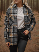 Load image into Gallery viewer, Plaid Snap Down Long Sleeve Shacket