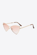 Load image into Gallery viewer, Metal Frame Cat-Eye Sunglasses