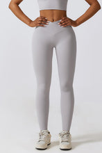 Load image into Gallery viewer, V-Waistband Sports Leggings