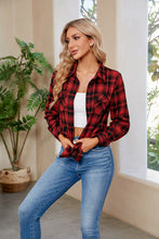Load image into Gallery viewer, Plaid Curved Hem Long Sleeve Shirt