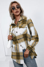 Load image into Gallery viewer, Plaid Button Up Flannel Shirt