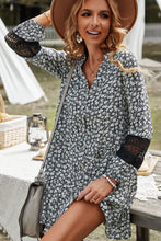 Load image into Gallery viewer, Floral Notched Neck Spliced Lace Dress