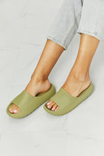 Load image into Gallery viewer, NOOK JOI In My Comfort Zone Slides in Green