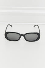 Load image into Gallery viewer, Oval Full Rim Sunglasses