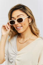 Load image into Gallery viewer, Oval Full Rim Sunglasses