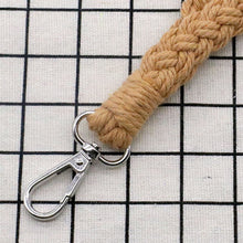 Load image into Gallery viewer, Assorted 4-Piece Macrame Keychain