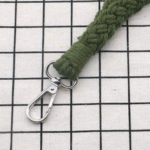 Load image into Gallery viewer, Assorted 4-Piece Macrame Keychain