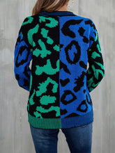 Load image into Gallery viewer, Round Neck Contrast Color Dropped Shoulder Sweater