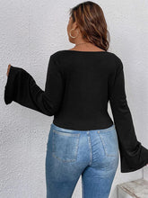 Load image into Gallery viewer, Plunge Flare Sleeve Top