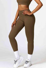 Load image into Gallery viewer, Breathable Wide Waistband Active Leggings