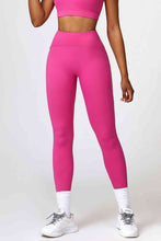 Load image into Gallery viewer, Breathable Wide Waistband Active Leggings