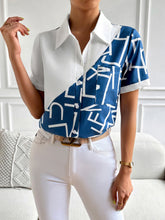 Load image into Gallery viewer, Contrast Short Sleeve Shirt