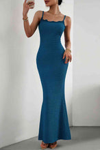 Load image into Gallery viewer, Spaghetti Strap Maxi Fishtail Dress