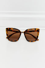 Load image into Gallery viewer, Cat Eye Full Rim Polycarbonate Sunglasses