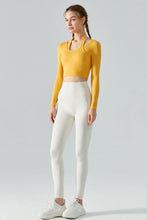 Load image into Gallery viewer, Halter Neck Long Sleeve Cropped Sports Top